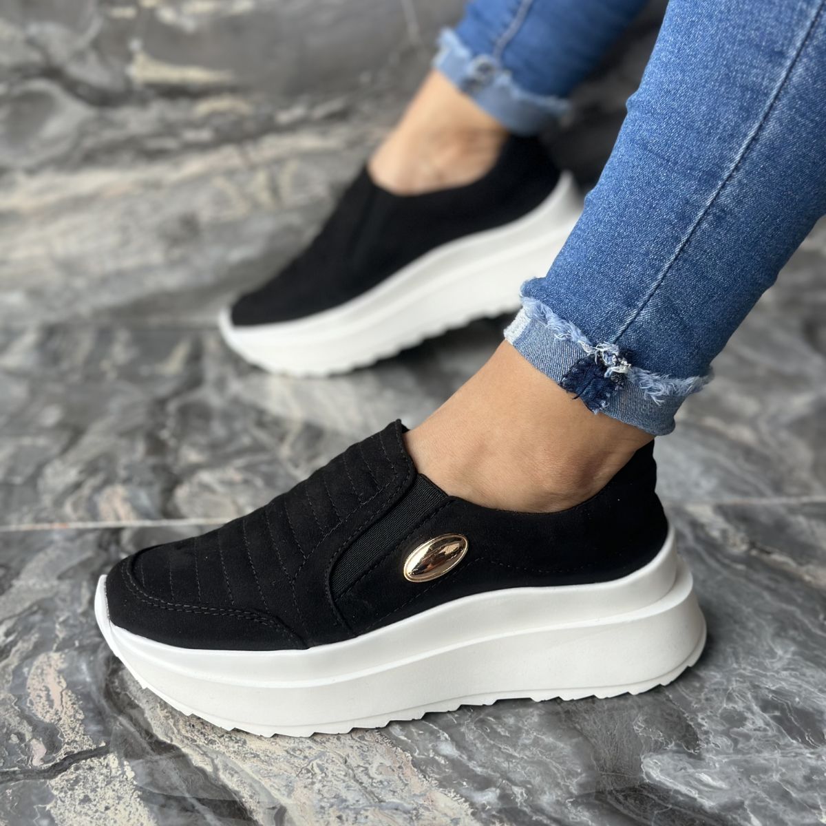 ZAPATILLAS CLÁSICAS