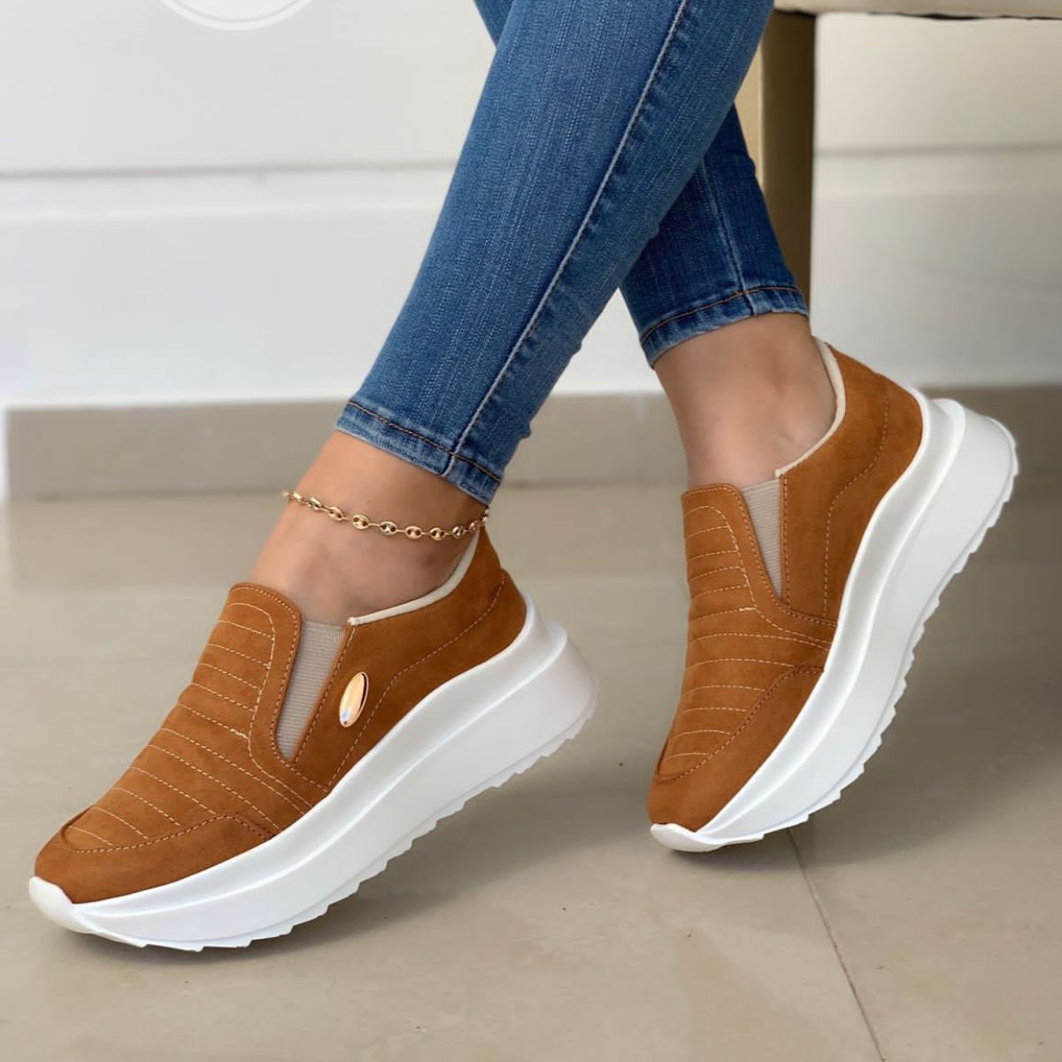 ZAPATILLAS CLÁSICAS