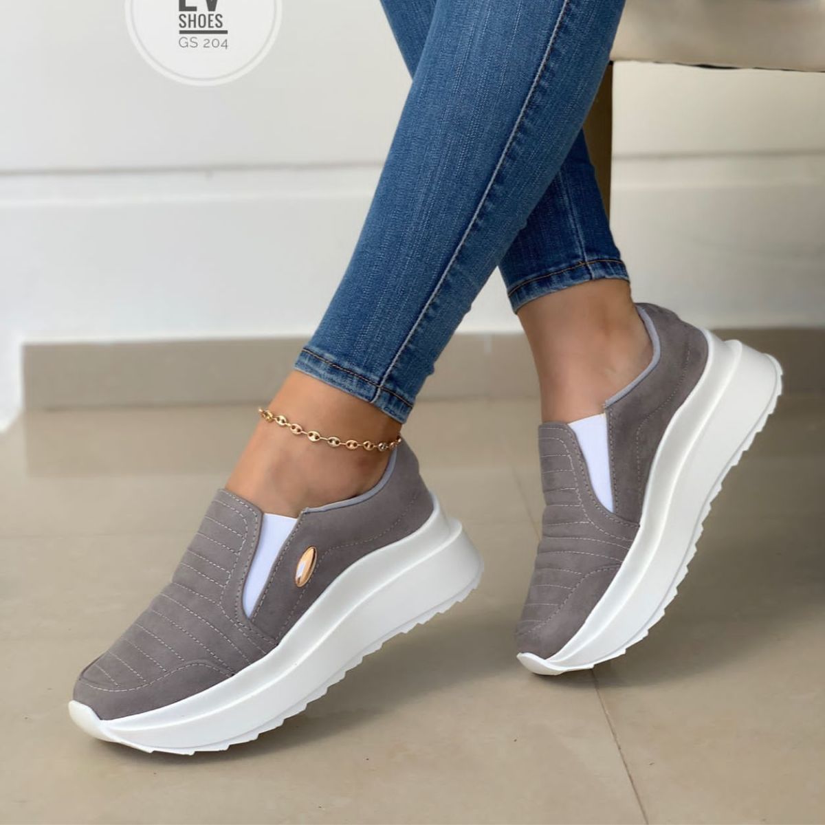 ZAPATILLAS CLÁSICAS
